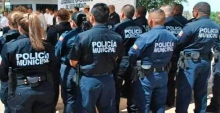 Llega Covid-19 a seis policías municipales