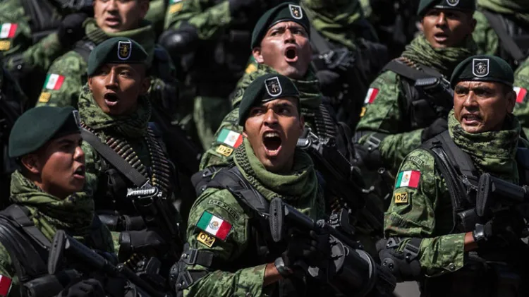 Mueren 582 militares en combate al narcotráfico