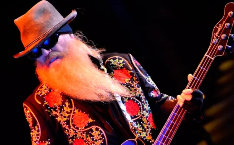 Murió Dusty Hill, bajista de ZZ Top, a los 72 años de edad