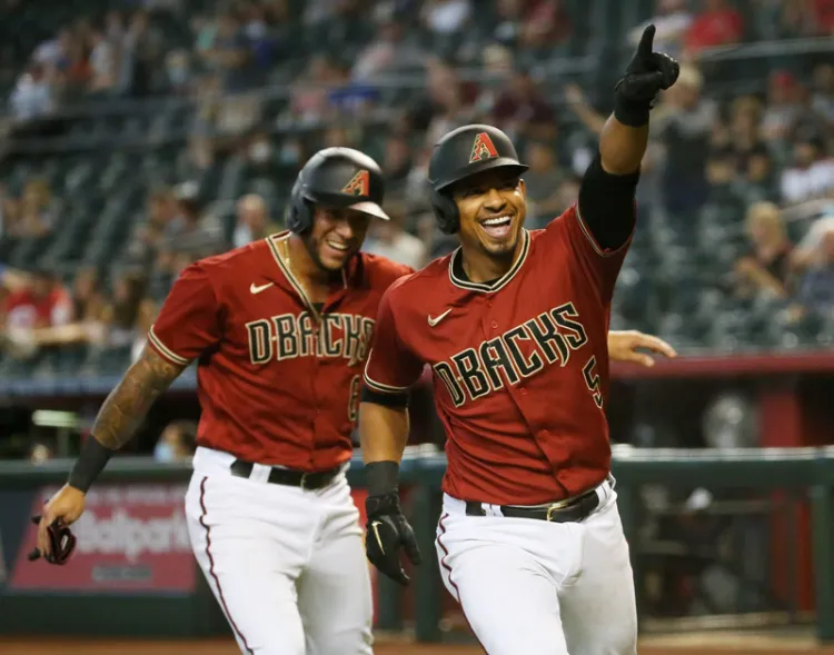 Escobar deja a Diamondbacks