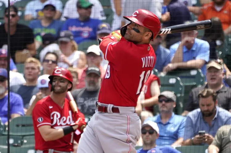 Votto alarga racha jonronera