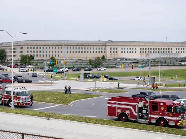 Muere policía tras tiroteo cerca del Pentágono