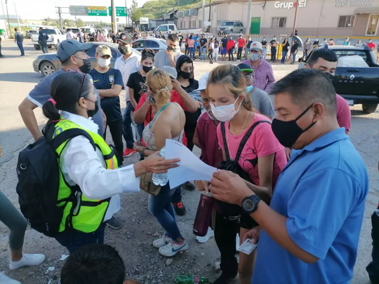 Responden nogalenses a operativo binacional de vacunación Covid