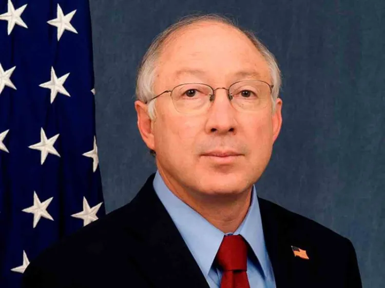 Confirman a Ken Salazar como embajador de EU en México