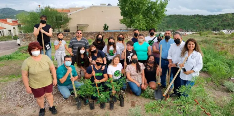 Colabora FCJA en primera fase de bosque urbano en Nogales