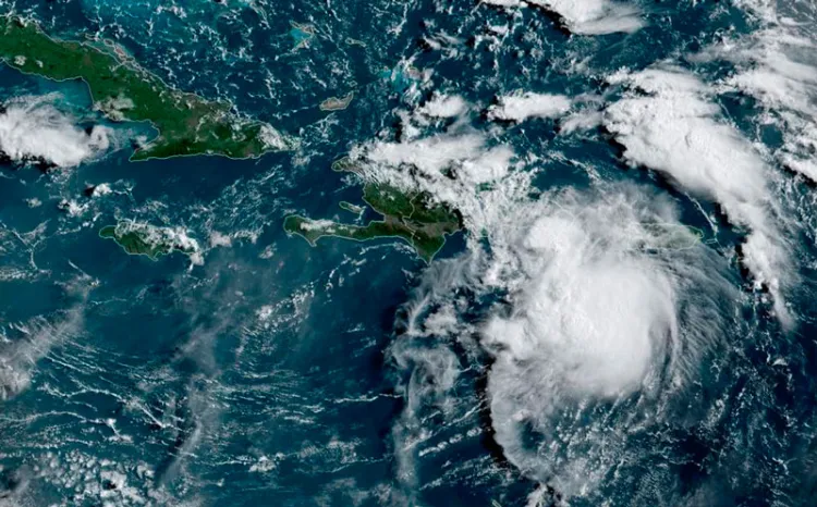 Tras sismo, ciclón tropical “Grace” se dirige a Haití