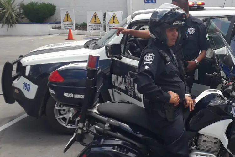 Empleado de gasolinera huye con dinero de las ventas