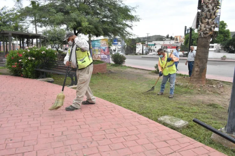 Acondiciona Imagen Urbana espacios y las plazas públicas