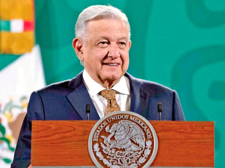 Pedirá AMLO usar crédito para pagar deuda