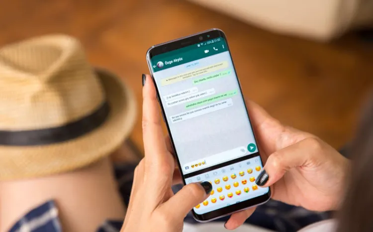 ¿Cómo mandar mensajes con otro tipo de letra en WhatsApp? Aquí te explicamos