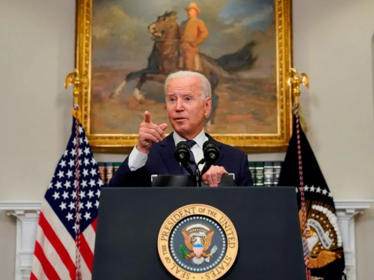Biden opta por mantener fecha de retirada de Afganistán
