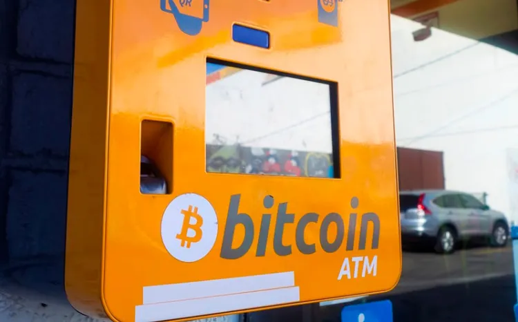 Fiebre del bitcoin llega a Honduras; inauguran cajero automático de criptomonedas