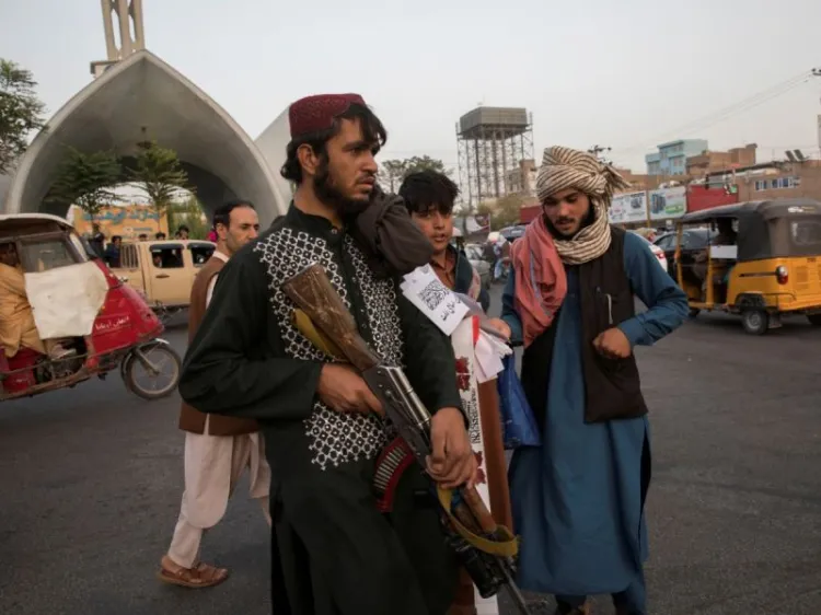 Talibanes piden a EU que sea más generoso