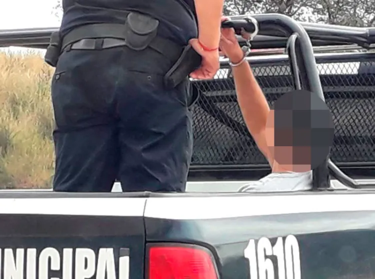 Detenido luego de huir con mercancía sin pagar