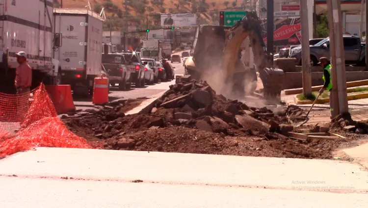 Rehabilitan acceso a Nuevo Nogales