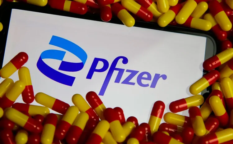 Pastilla Pfizer reduce casi 90% de riesgo de muertes por Covid-19