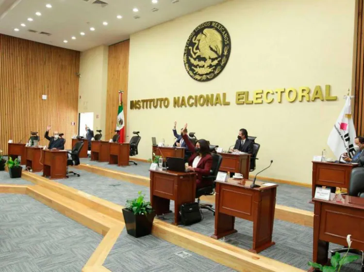 INE debe investigar a Morena por presunta violación a ley electoral