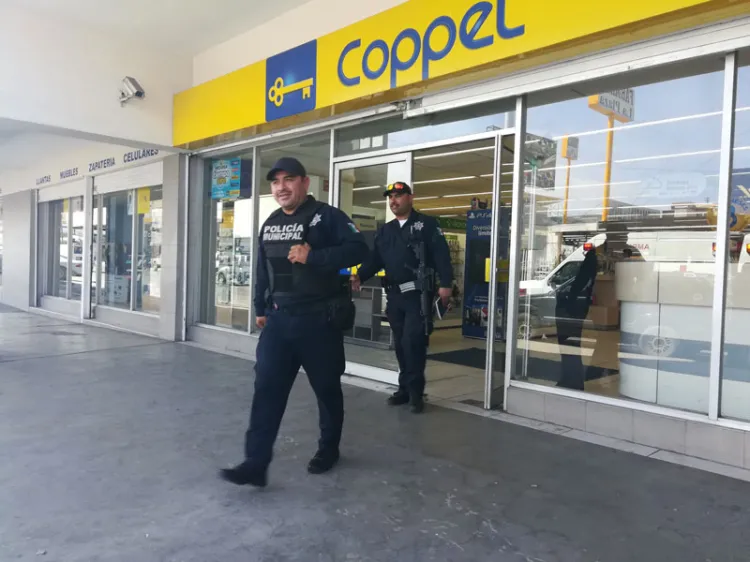 Agreden a batazos a gerente de tienda