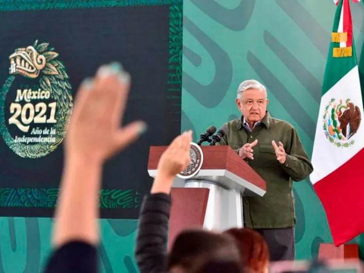 Pide AMLO ‘no espantarse’ por variante Ómicron de covid-19