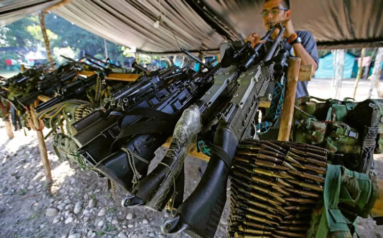 EU retira oficialmente a las FARC de su lista negra de grupos terroristas