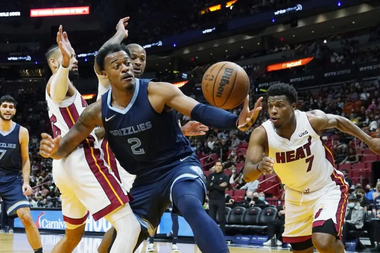 Grizzlies enfría al Heat