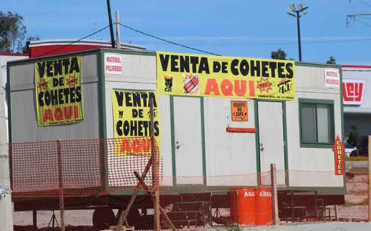 Prohíbe Comuna la venta de cuetes