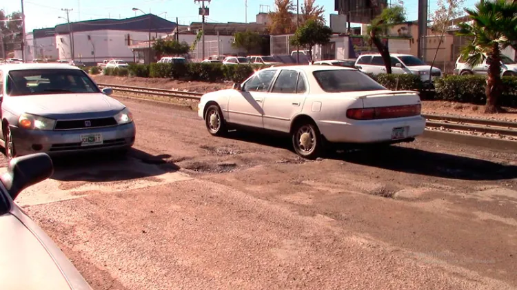 Llaman a reparar de nueva cuenta calle Ruiz Cortines