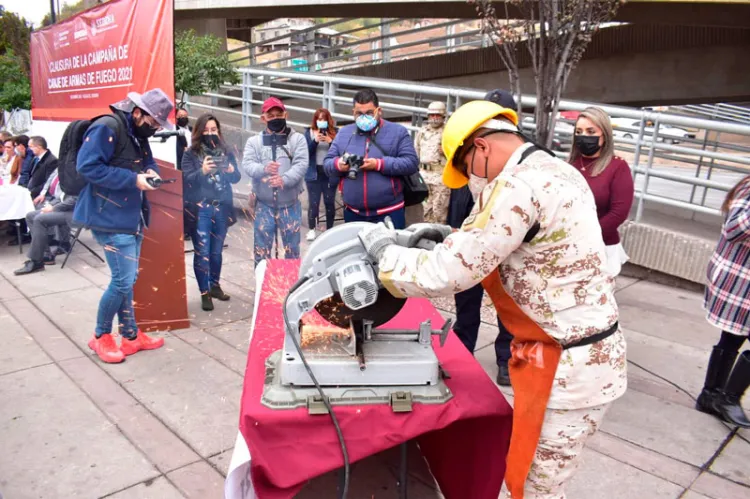 Cierra el canje de armas por apoyos alimenticios