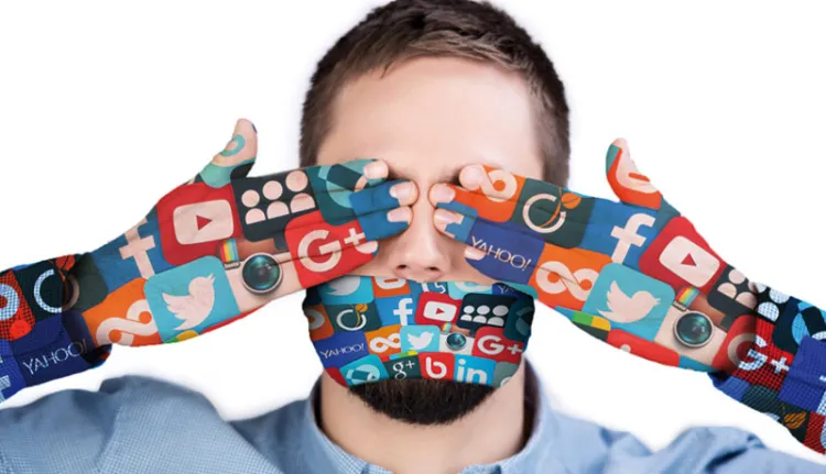 Baja censura en redes sociales