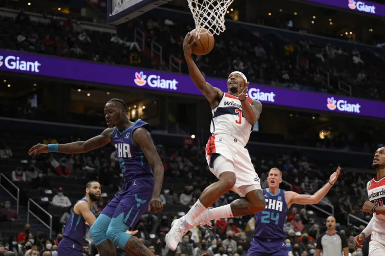 Wizards pierden a Beal