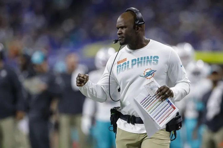 Denuncia racismo Brian Flores