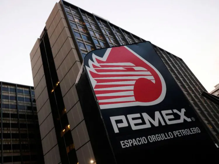 Pemex reporta pérdidas por 124 mil 66 mdp en cuarto trimestre de 2021