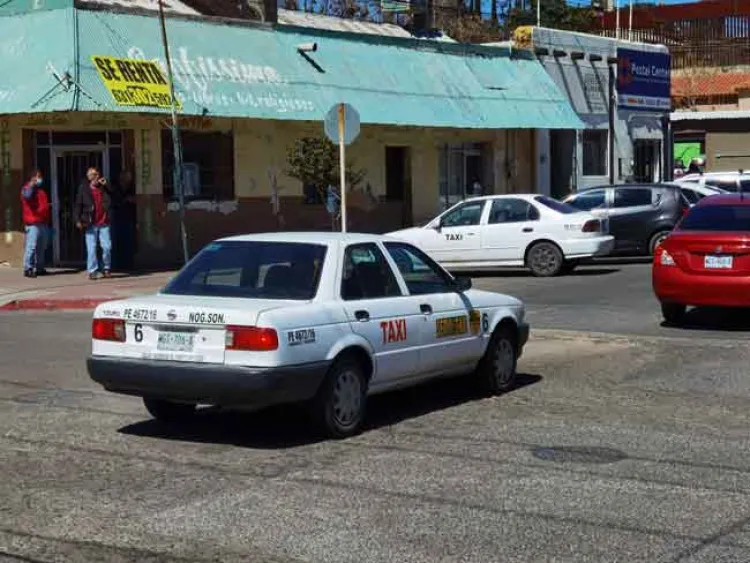 Esperan operadores de taxis el beneficio de una concesión