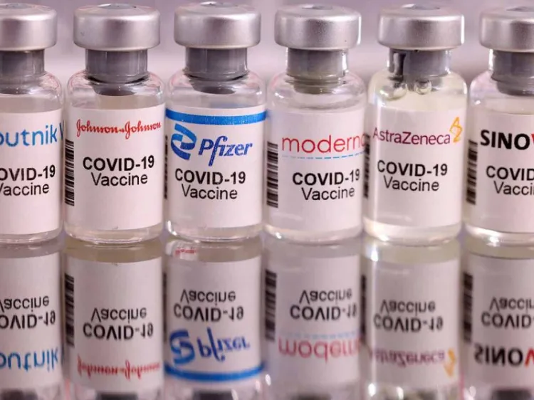 Acuerdan laboratorios liberar patente de vacunas covid