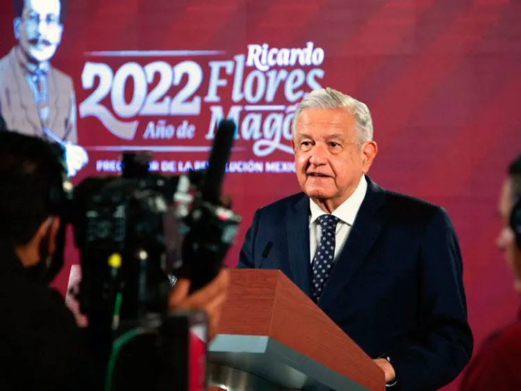 Critica AMLO a Congreso de EU por apurar ayuda a Ucrania y no a migrantes