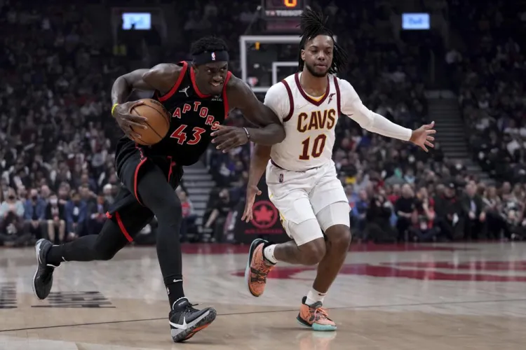 Raptors supera a Cavs