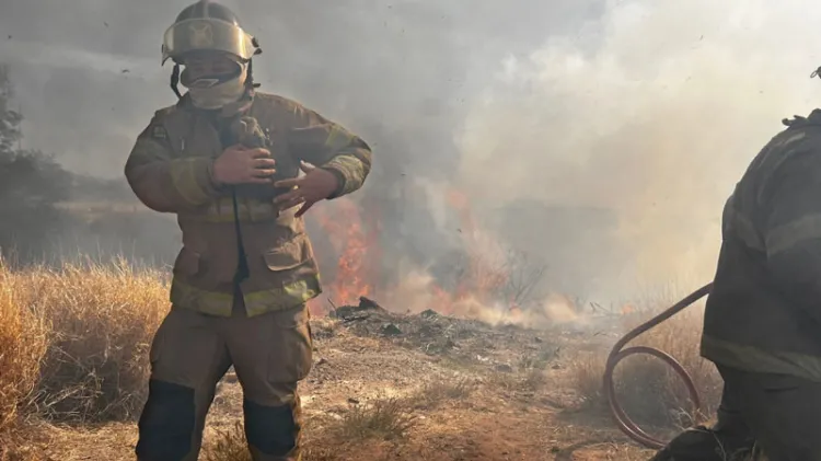 Previenen contra los incendios de maleza