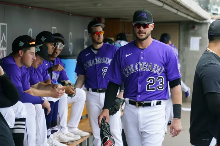 Rockies agregan  bateo de poder