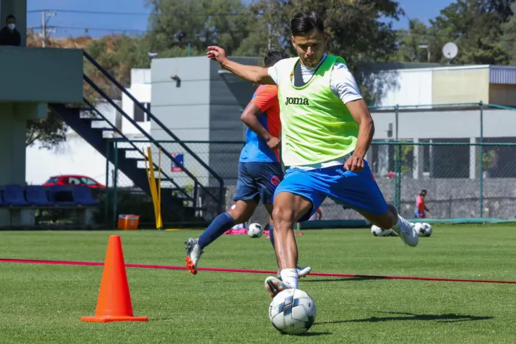 Busca Cruz Azul levantar cabeza