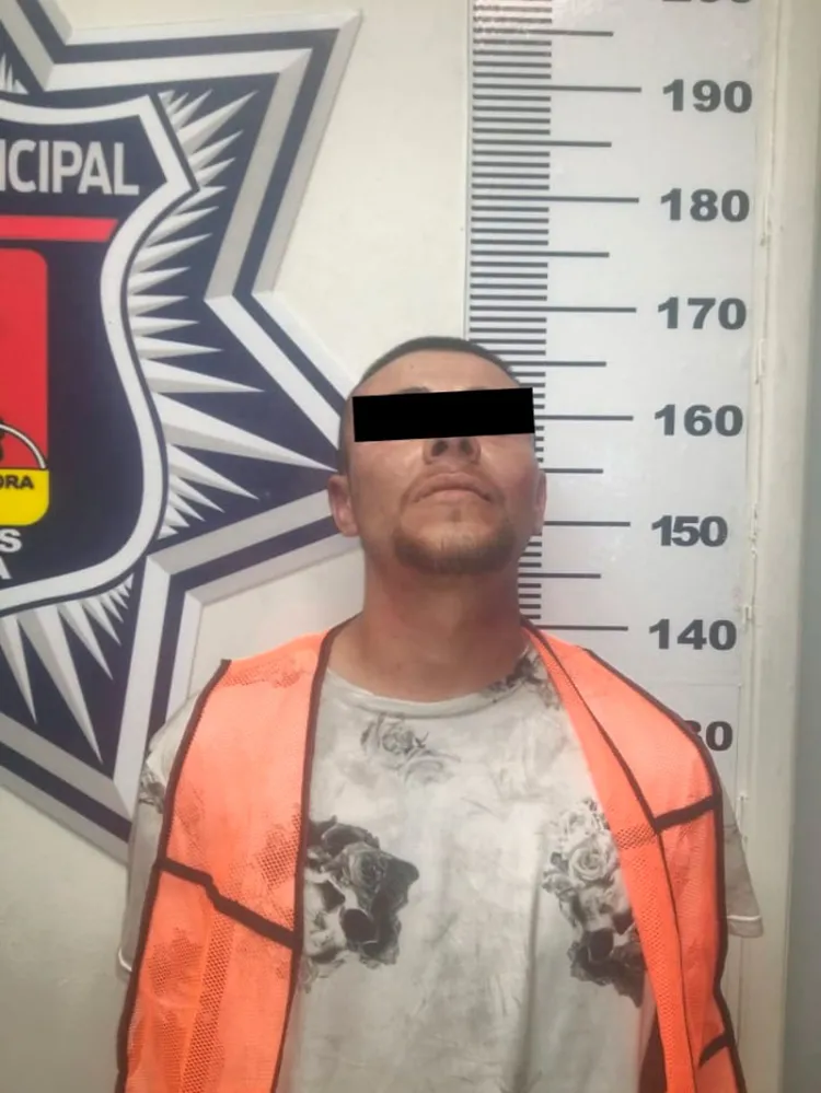 Consignan al atacante de policía