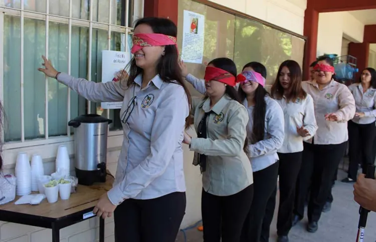 Invita Creson a formarse como docentes especializados en la atención a la diversidad