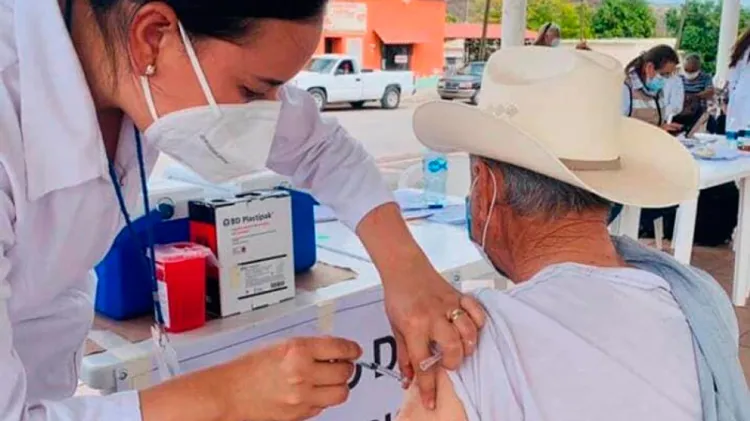 Aplicarán en IMSS vacuna anti covid