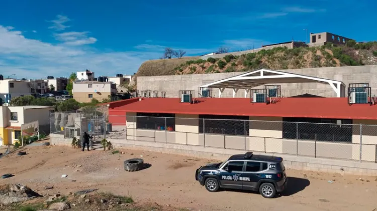 Dañan instalaciones eléctricas de escuela