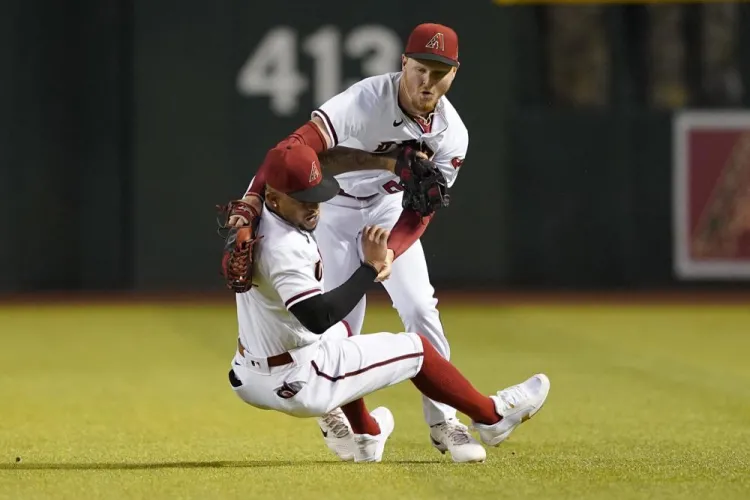 Blanquean a Diamondbacks