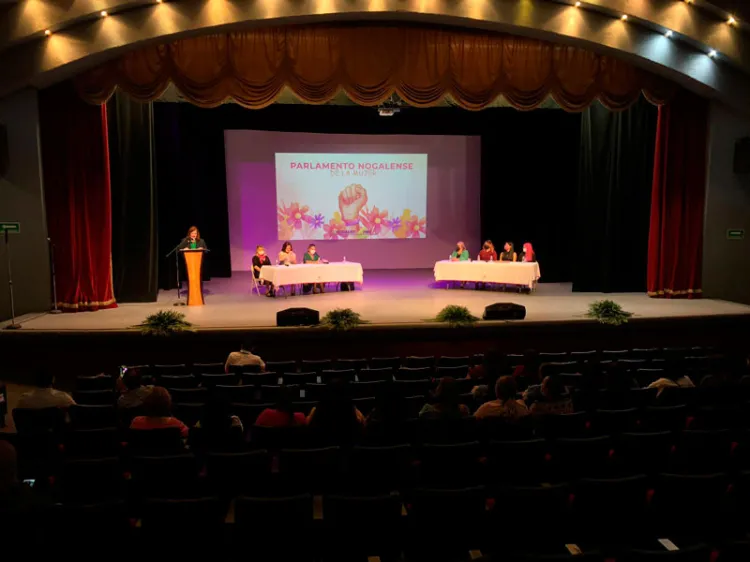 Muestra sector femenino de Nogales unidad: Biedebach