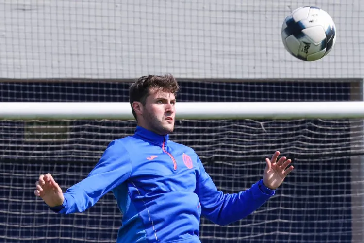 Quita Giménez presión a Cruz Azul