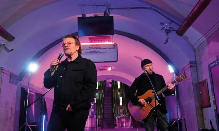 Bono da concierto en Kiev