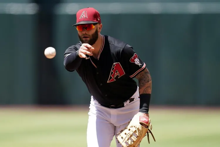 Frenan a Diamondbacks