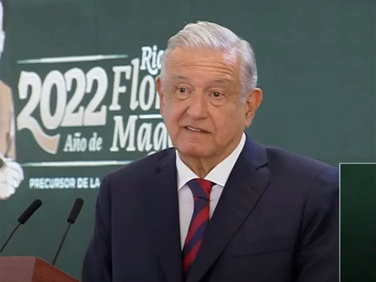 Padres de Debanhi están muy dolidos, deshechos: AMLO