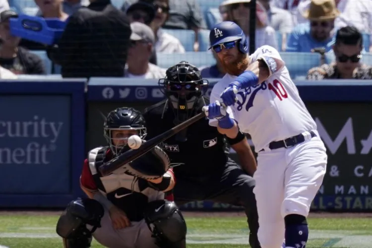 Dodgers limpia a Diamondbacks